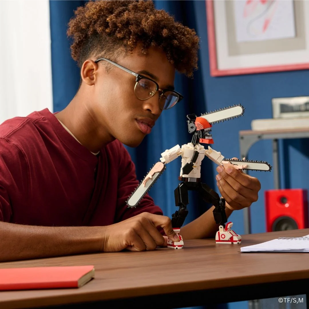 Chainsaw Man Action Figure Building Set - Image 11