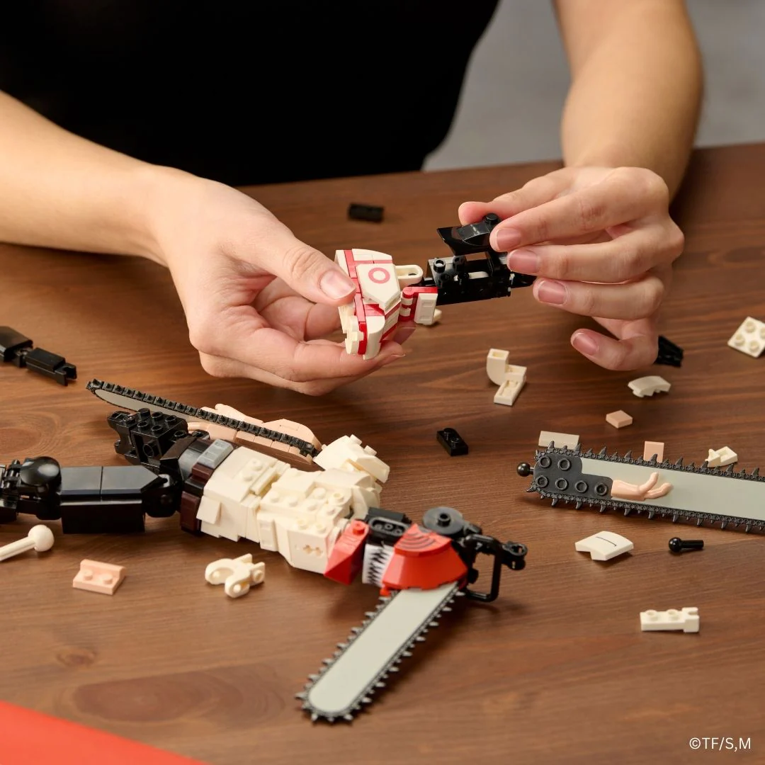 Chainsaw Man Action Figure Building Set - Image 6